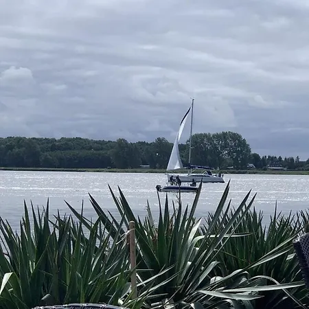 Uitzicht Op De Kraanvogel Σπίτι διακοπών *